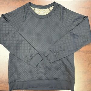 alo Men’s reversible black and gold long sleeve sweatshirt